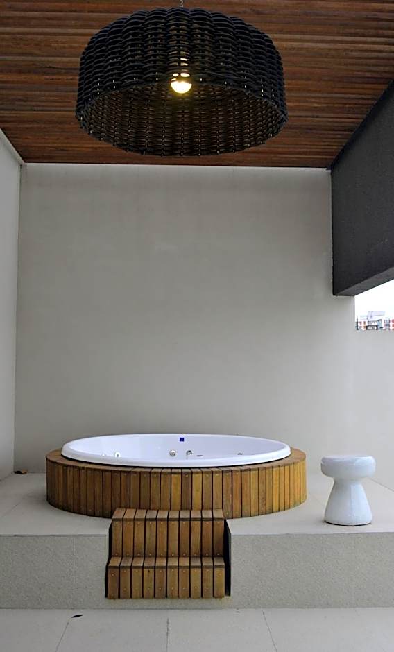 Ilum Experience Home