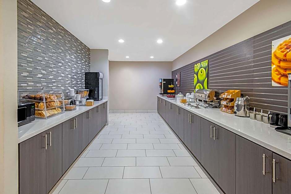 La Quinta Inn & Suites by Wyndham Weatherford OK