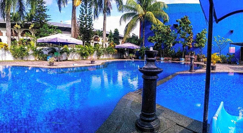 Mahkota Hotel Genteng