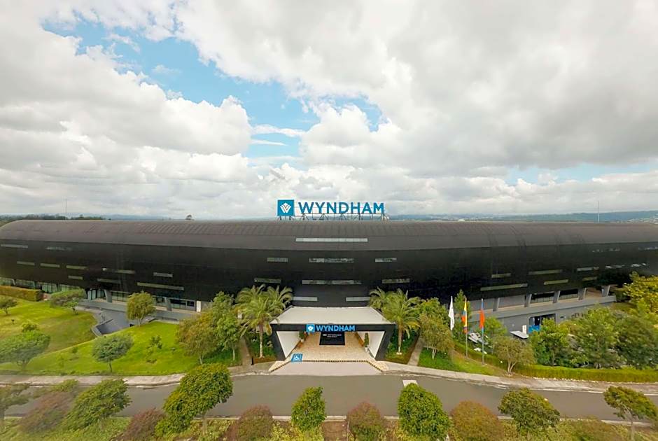 Wyndham Quito Airport