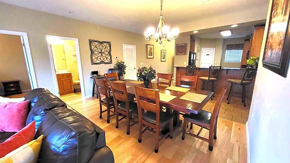 Rockwood Condos on Table Rock Lake With Boat Slips