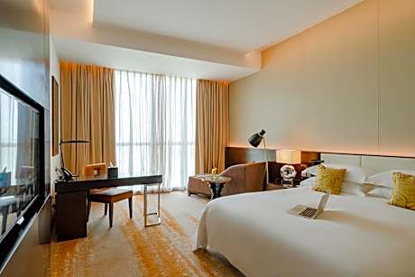 City View  Room – King Bed