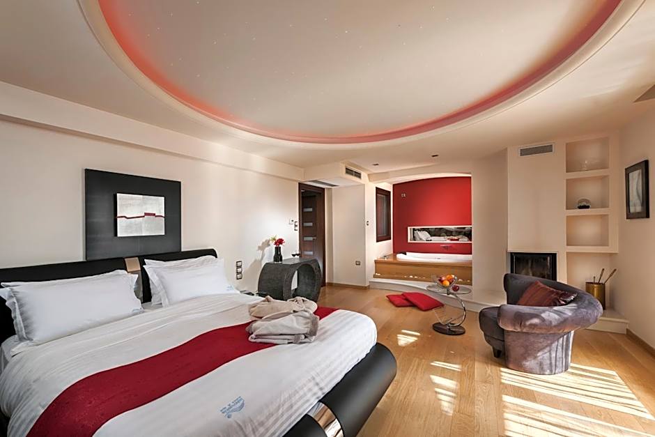 Photo 1 of 13 of Junior Suite, Sea View