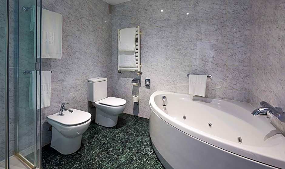 NH Collection Villa de Bilbao