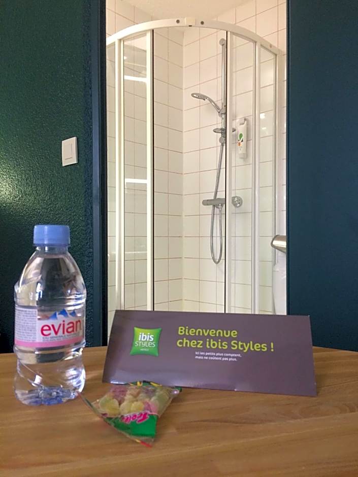 ibis Styles Rouen Val De Reuil
