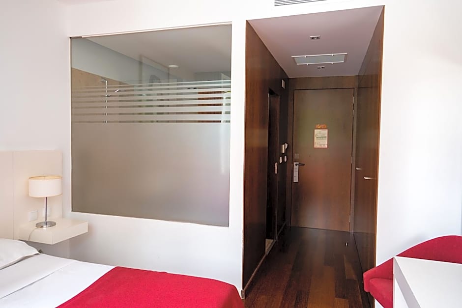Photo 1 of 4 of Standard 2 Beds