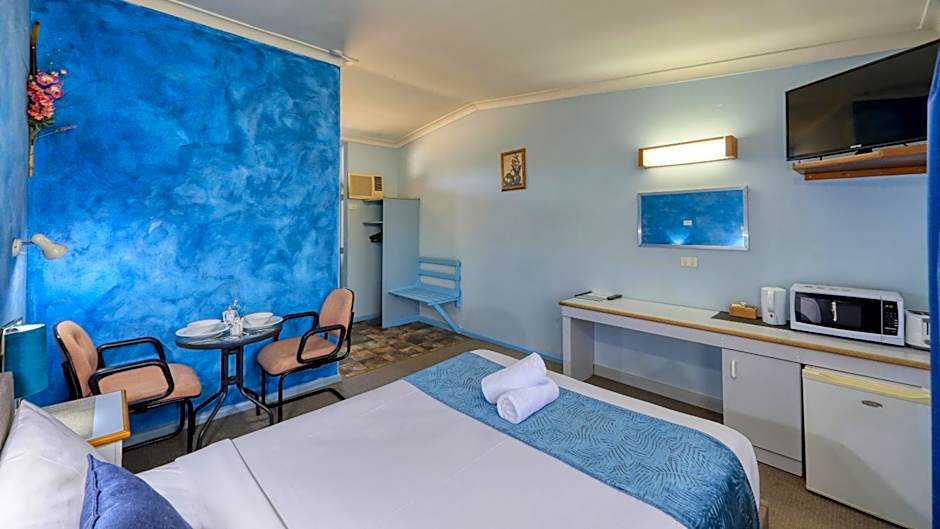 Bushmans Motor Inn