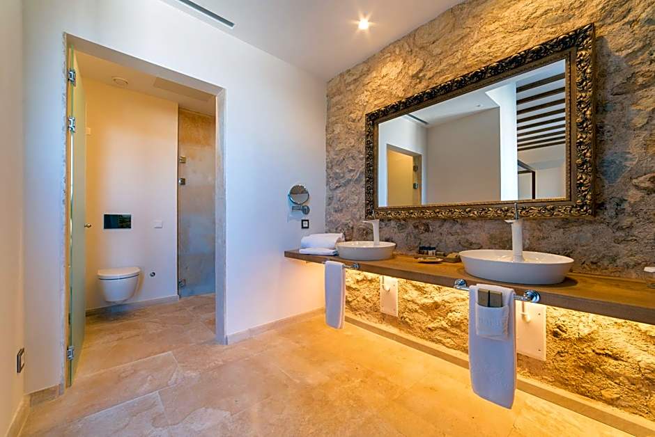 Hotel Creu de Tau Art&Spa-Adults only