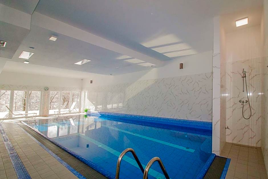 Dwór i Dworek Leszczowate Wellness & Spa