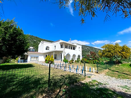 Yalıyanı Motel & Restaurant