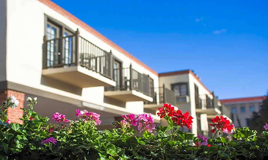 Inn Of The Governors
