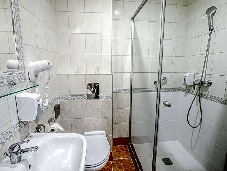 Holiday Beach Budapest Wellness Hotel with Sauna Park