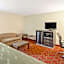 Quality Inn & Suites Milwaukee