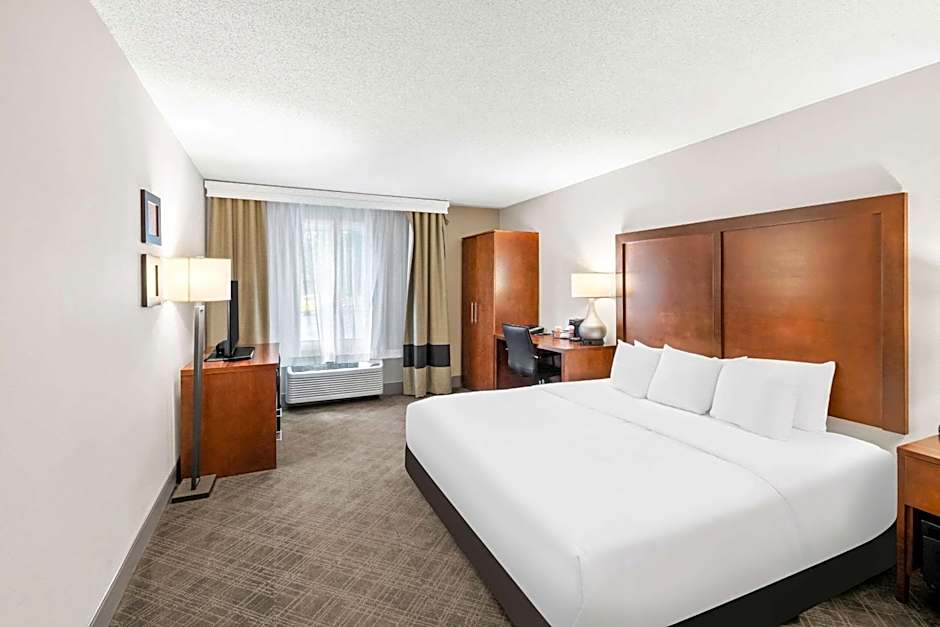 Comfort Inn West