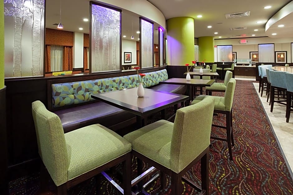 Crowne Plaza Anchorage-Midtown, an IHG Hotel