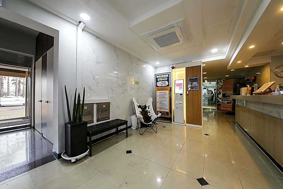 Cocoon Hotel