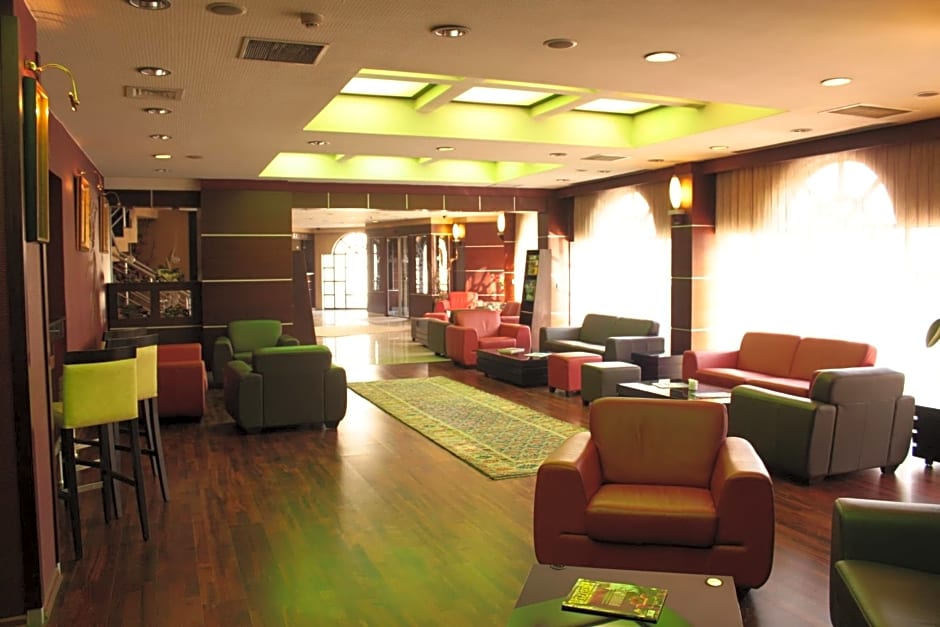 Rumi Hotel