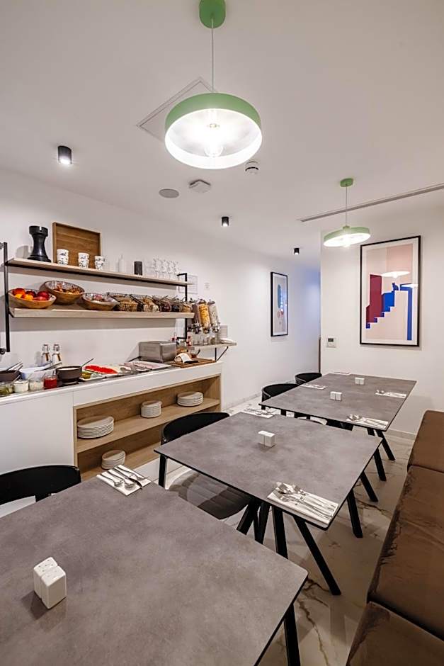 Hotel Levante St Julian's, Affiliated by Melia