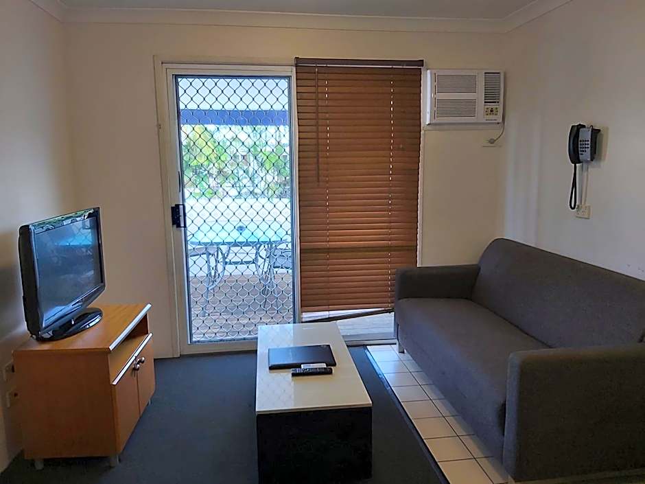 Cosmopolitan Motel & Serviced Apartments