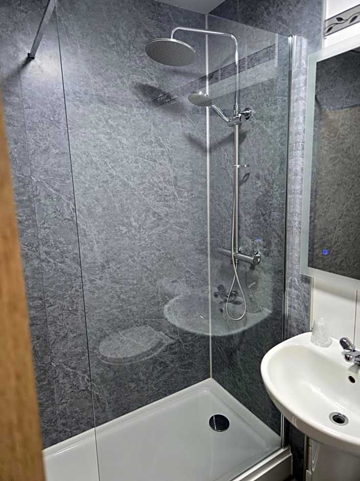 The Gilvenbank Hotel