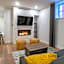 883 suite 102 Bromont Vieux Village 2cac , foyer