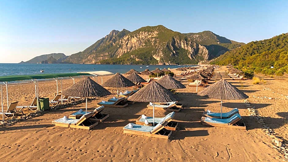 Naturelife Bungalows & SPA - Free Access to Odile Hotel