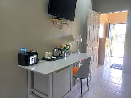 Pacific-Paradise Beach Resort