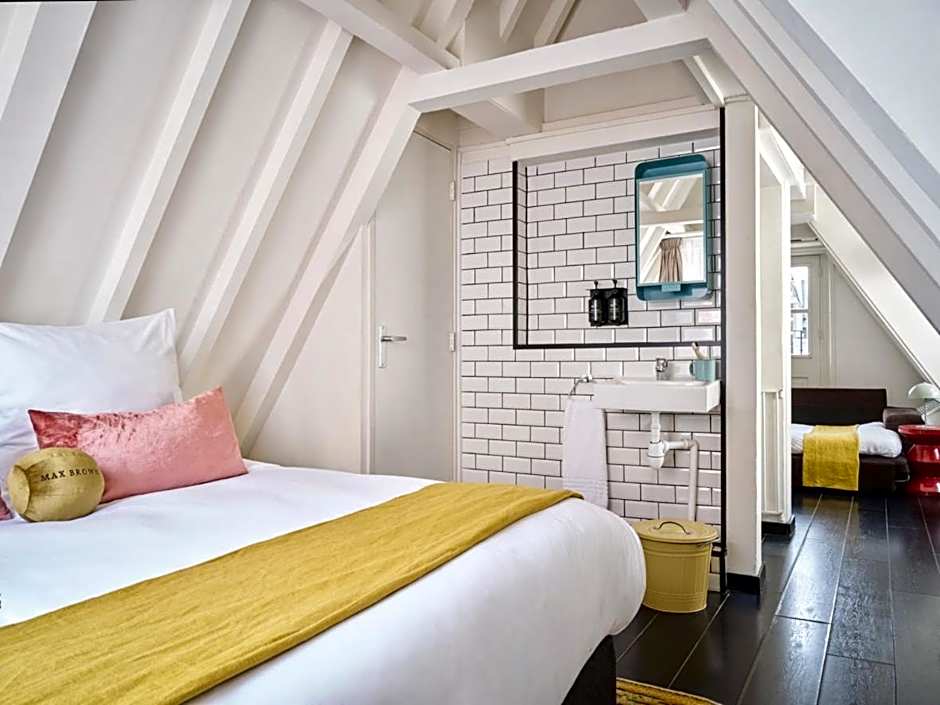 MAX BROWN HOTEL CANAL DISTRICT