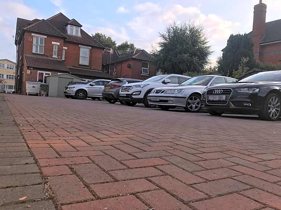 Landguard House Bed Only