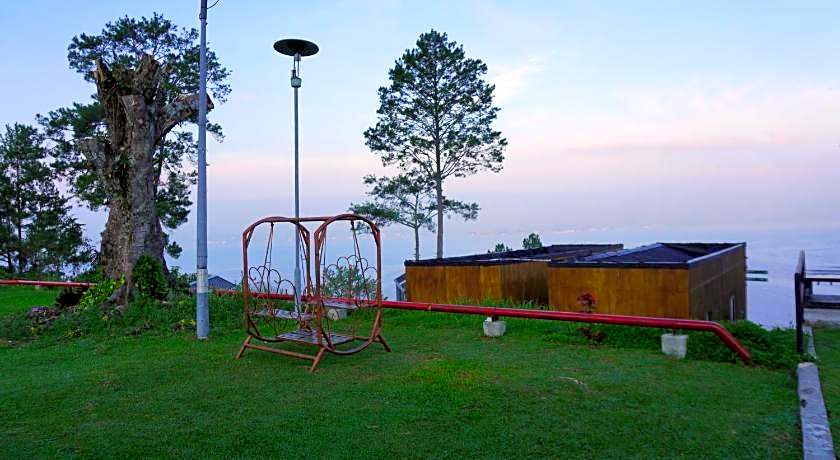Hotel Patra Parapat