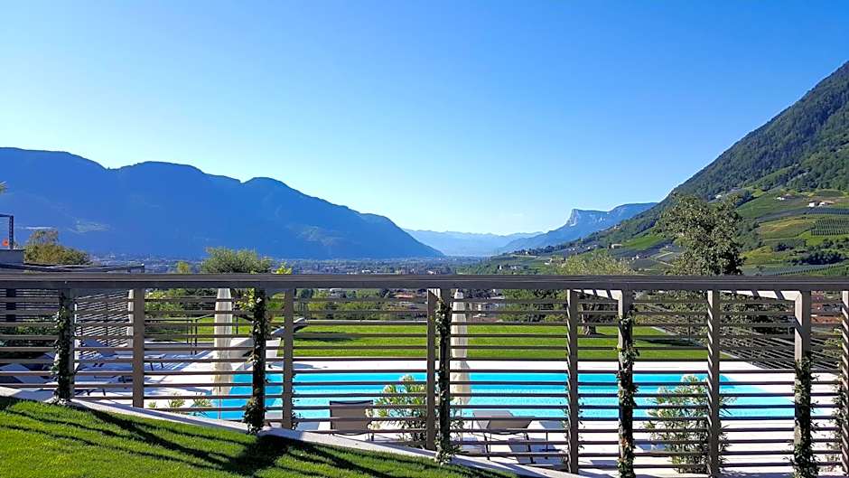 The View Luxury Suites