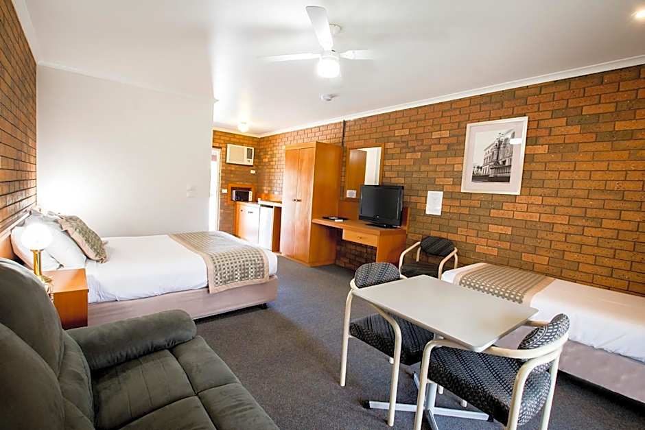 Sportslander Motor Inn