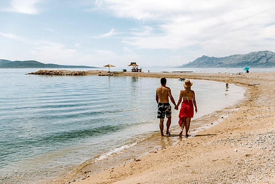 Romana Beach Apartments