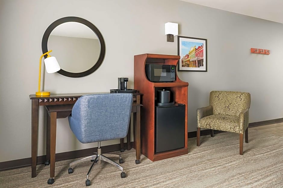 Hampton Inn By Hilton & Suites West Sacramento