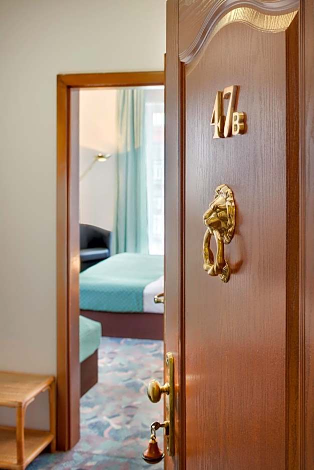 Hotel Otar
