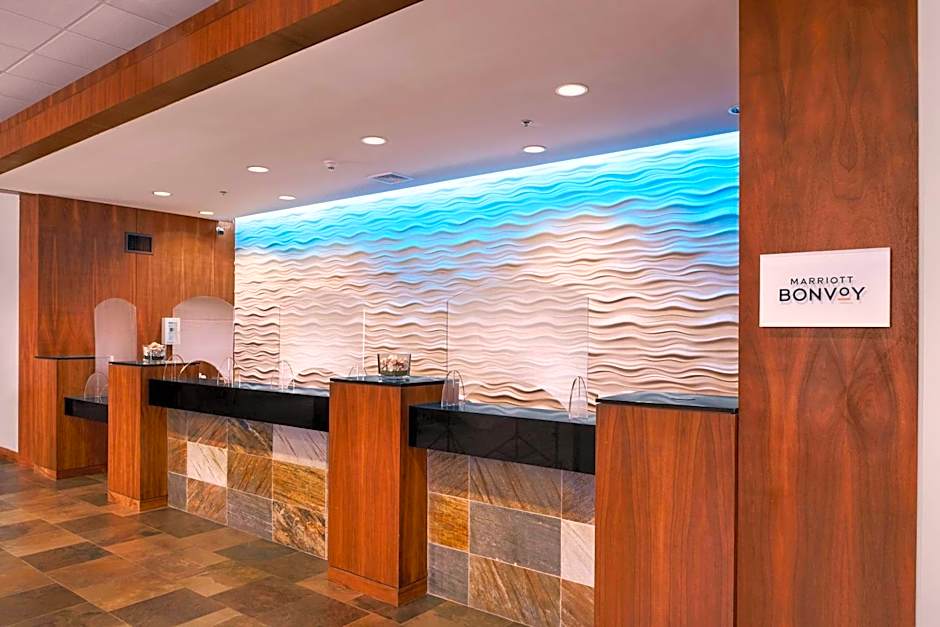 Courtyard by Marriott King Kamehameha's Kona Beach Hotel