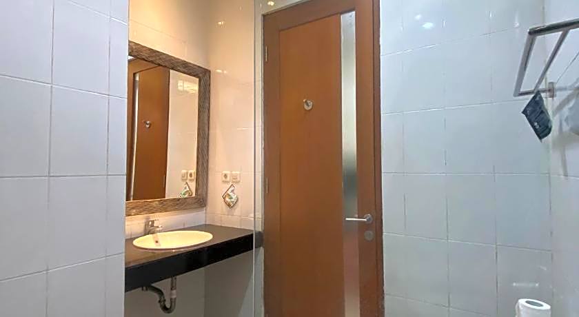 Ayu Love and Harmony Guest House