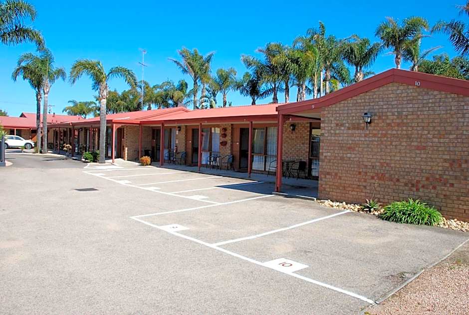 Cunningham Shore Motel