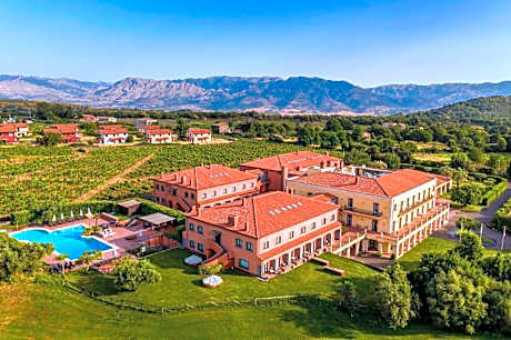 Picciolo Etna Golf Resort & Spa, Curio Collection by Hilton