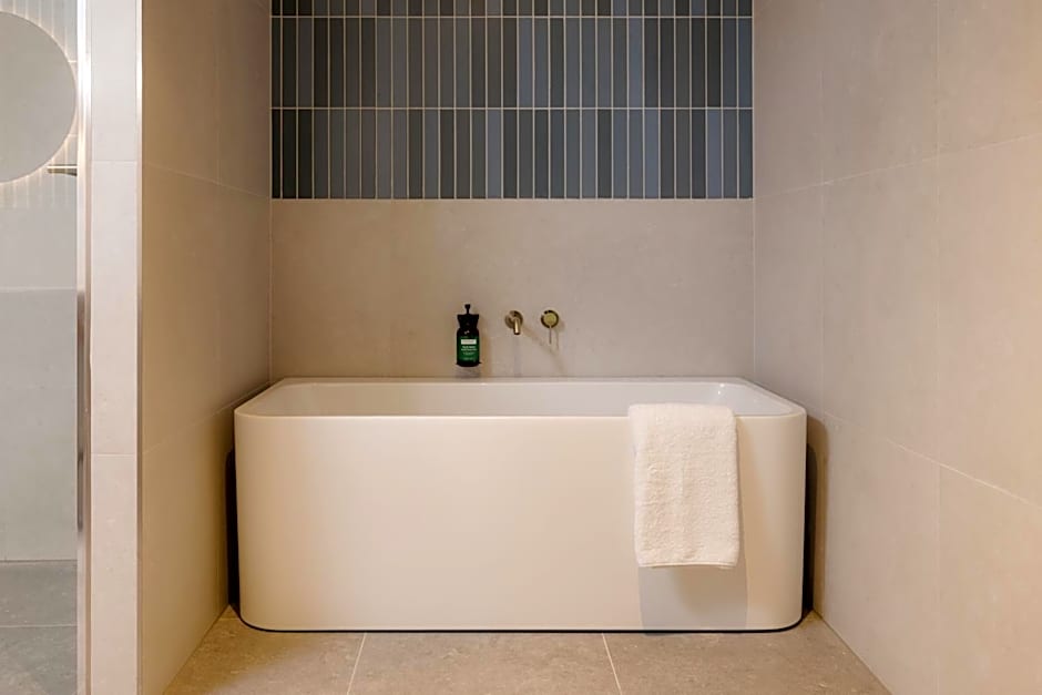 Crowne Plaza Adelaide Mawson Lakes By IHG