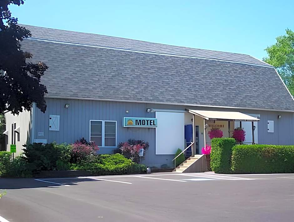 Lake Ontario Motel & Inn