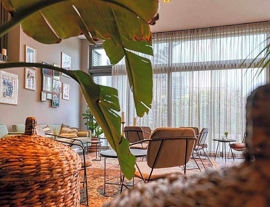 Sunday Hotel Bonn