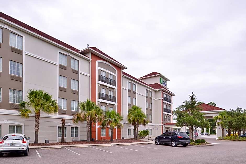 Holiday Inn Express Tampa N I-75 - University Area, an IHG Hotel By IHG
