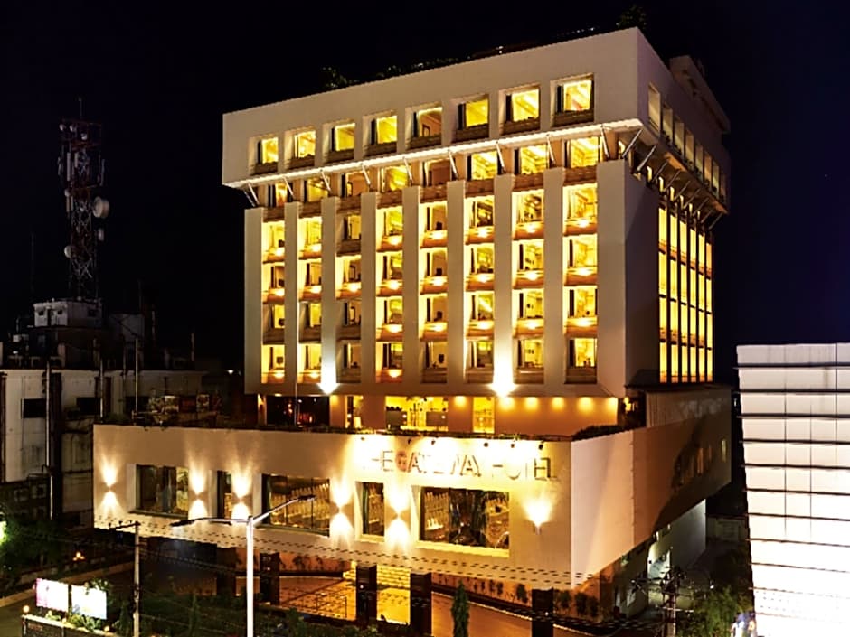 Vivanta Vijayawada, MG Road
