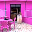 Mala Vecindad Beer Hotel