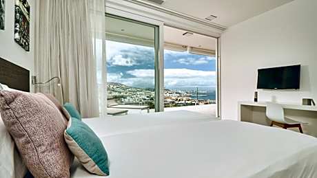 Serenity Essence 2 bedroom Suite extra large