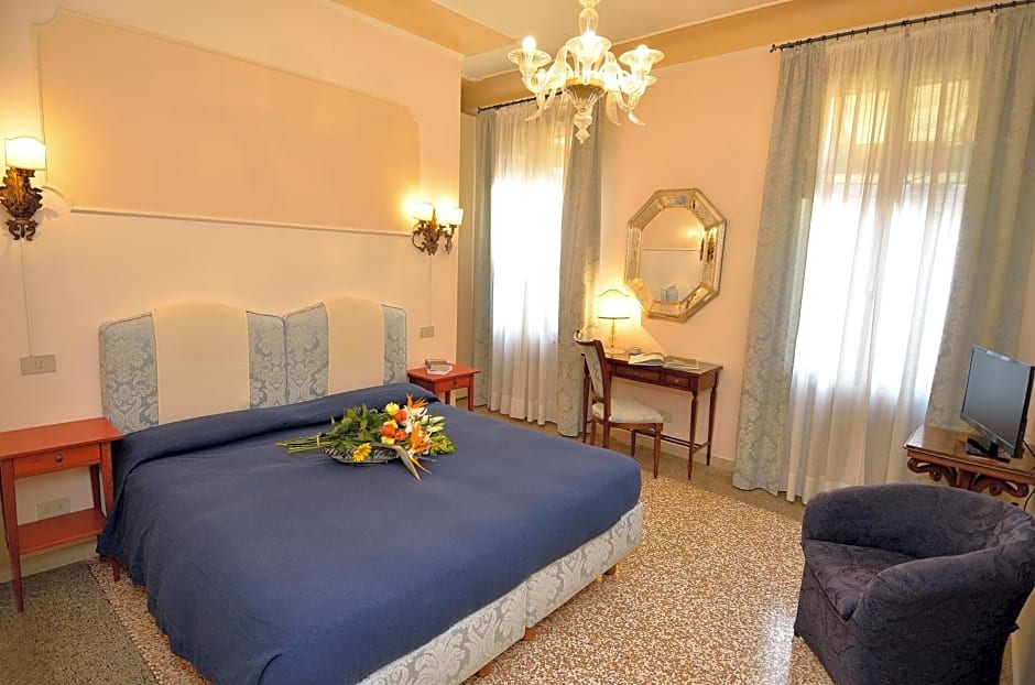 Cà Del Modena Room only