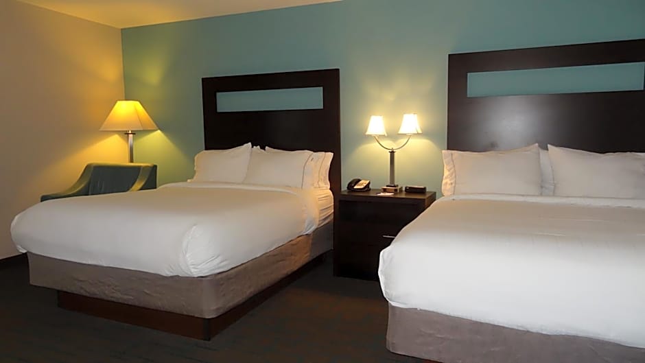 Holiday Inn Express Hotel Kansas City - Bonner Springs By IHG
