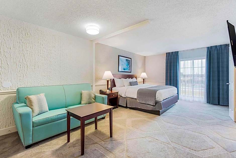The Blu Hotel Blue Ash Cincinnati, Ascend Hotel Collection