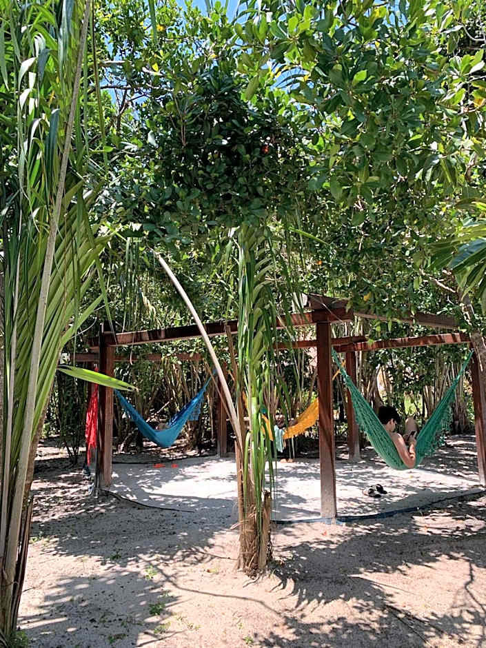 Suíte com varanda no iloa - sem enxoval